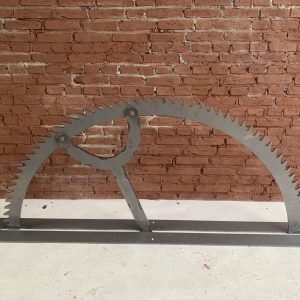 Ronde decoratieve zaag gelast