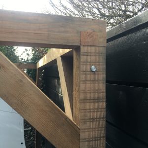 Prefab halfhoutverbinding